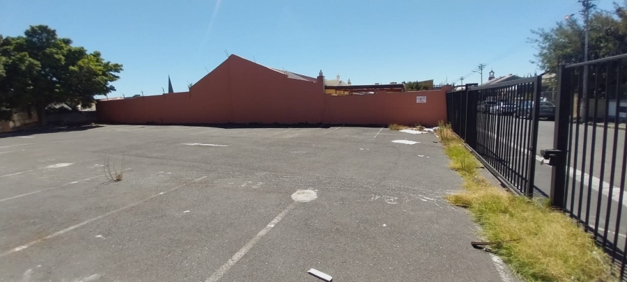 To Let commercial Property for Rent in Woodstock Western Cape